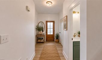 108 Sprucewood Ct, Archdale, NC 27263