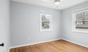 2203 ARLINGTON Ter, Alexandria, VA 22303