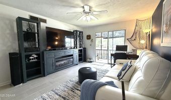 1640 Juno Trl 202E, Astor, FL 32102