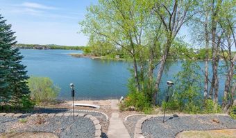 15825 Garden View Dr, Apple Valley, MN 55124
