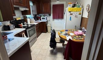 276 Blue Jay Dr, Beaver, WV 25813