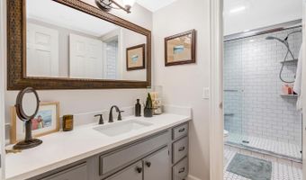 3602 SOUTH Pl #2, Alexandria, VA 22309