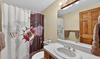 13 Harrigan St, Bethlehem, NH 03574