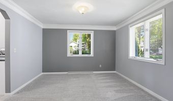 3501 N MORRISON St, Appleton, WI 54911