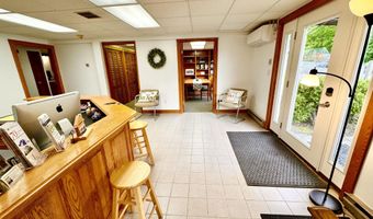 1045 Broadway, Bangor, ME 04401