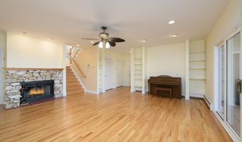 4 Hillside Rd, Atlantic Highlands, NJ 07716