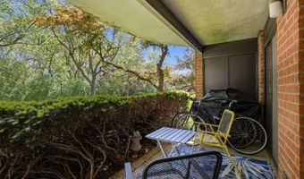 1615 E Central Rd 113B, Arlington Heights, IL 60005