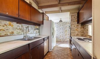 1104 Mokapu Blvd, Kailua, HI 96734