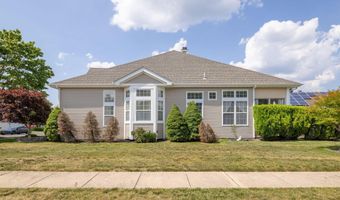 2 Woodlake Ct, Barnegat, NJ 08005