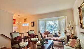 6046 JOUST Ln, Alexandria, VA 22315