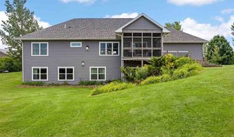 3352 Southridge Dr, Amana, IA 52203