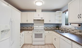 2087 NE Mistletoe Ct 1 & 2, Bend, OR 97701