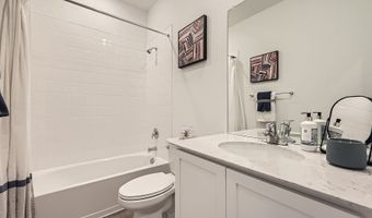 22114 E 39th Ave, Aurora, CO 80019