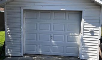12 WISTAR St, Claymont, DE 19703