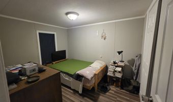 1145 Frenchville Rd, Ashland, ME 04732