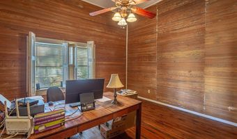 100 14th St, Apalachicola, FL 32320