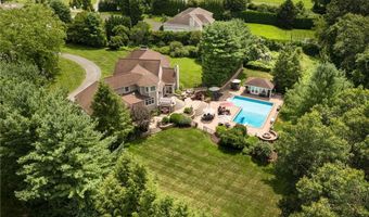 81 Crest Dr, Cranston, RI 02921