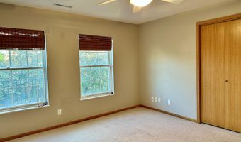 2511 Bristol Dr 204, Ames, IA 50010