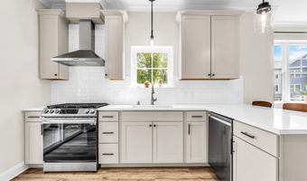 30 MILL CREEK Ct, Bayville, NJ 08721