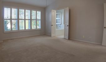 564 Woods Creek Ln, Algonquin, IL 60102
