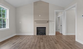 7507 Squirrel Den Rd, Bailey, NC 27807