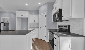 324 E 2nd St, Adrian, MO 64720