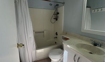 52 Deer Run 52, Bethel, CT 06801
