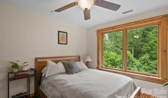 24 Merriwood Trl, Arden, NC 28704