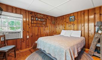 42 Brewster Rd, Barnstead, NH 03225