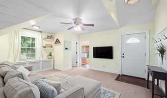 1130 17TH St S, Arlington, VA 22202