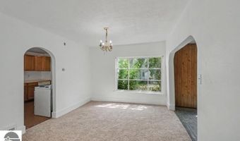 221 W Center St, Alma, MI 48801