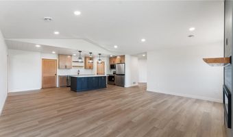 324 Old Glory Dr NE, Alexandria, MN 56308