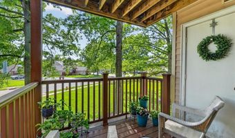 1356 Holgate Dr G3, Ballwin, MO 63021