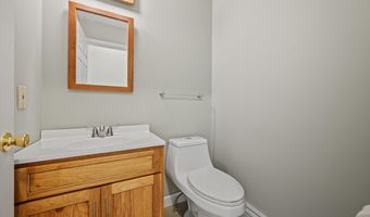 63 W Side Woods, Bartlett, NH 03812