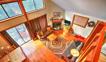 198 HOODS POINT Rd, Basye, VA 22810