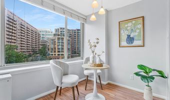1210 N TAFT St 909, Arlington, VA 22201