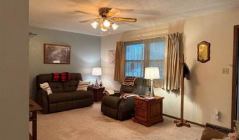 2040 Clover Dr, Akron, IA 51001