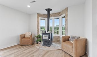 91 Kay Ln, Anderson, MO 64831