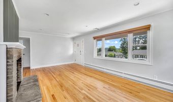 27 Skyline Dr, Brookfield, CT 06804