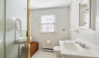 30 N PENNSYLVANIA Ave, Bethany Beach, DE 19930