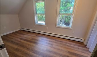 126 Pine Hill Ave, Johnston, RI 02919
