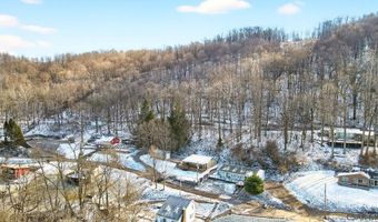 447 Lake Side, Addison, PA 15411