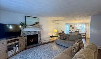 10 Parsley Ln, Narragansett, RI 02874