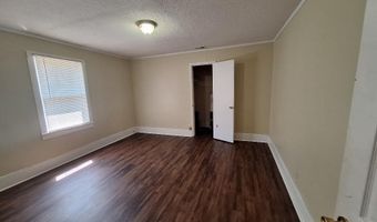 2519 Jamestown Rd, Bishopville, SC 29010