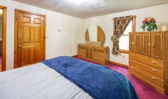 212 ABSALONA HILL Rd, Glocester, RI 02814