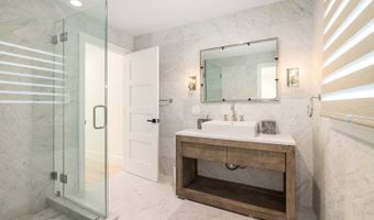 5 Catalpa Pl, Amagansett, NY 11930