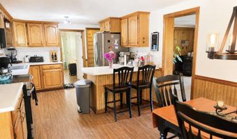 1010 Oakland Rd, Belgrade, ME 04917