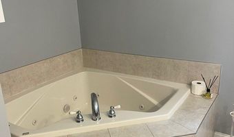 6 Myers Ln, Billerica, MA 01862