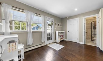 38 Leonard Ave, Atlantic Highlands, NJ 07716