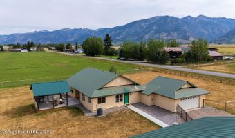 800 COUNTY ROAD 123, Bedford, WY 83112